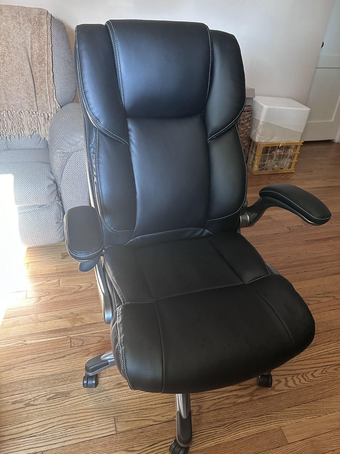 NEW Plush Colamy Office Chair