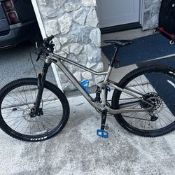 Scott Spark 970 Mountain Bike 