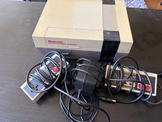 Original Nintendo NES Console + 2 Controllers + Power Adapter — Untested