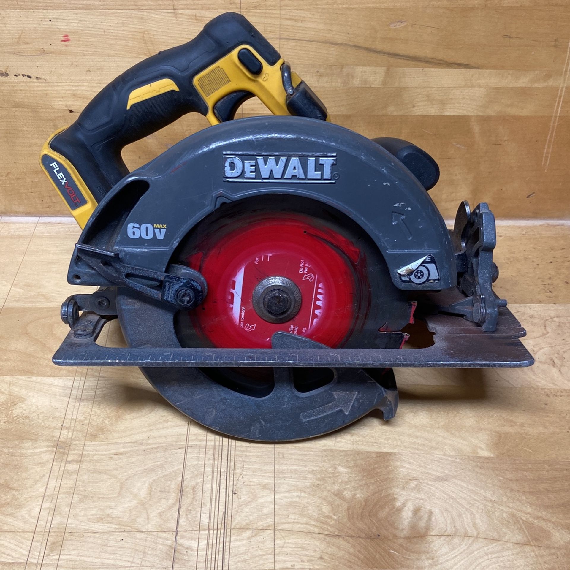 Flex Volt 60v Max Circular Saw
