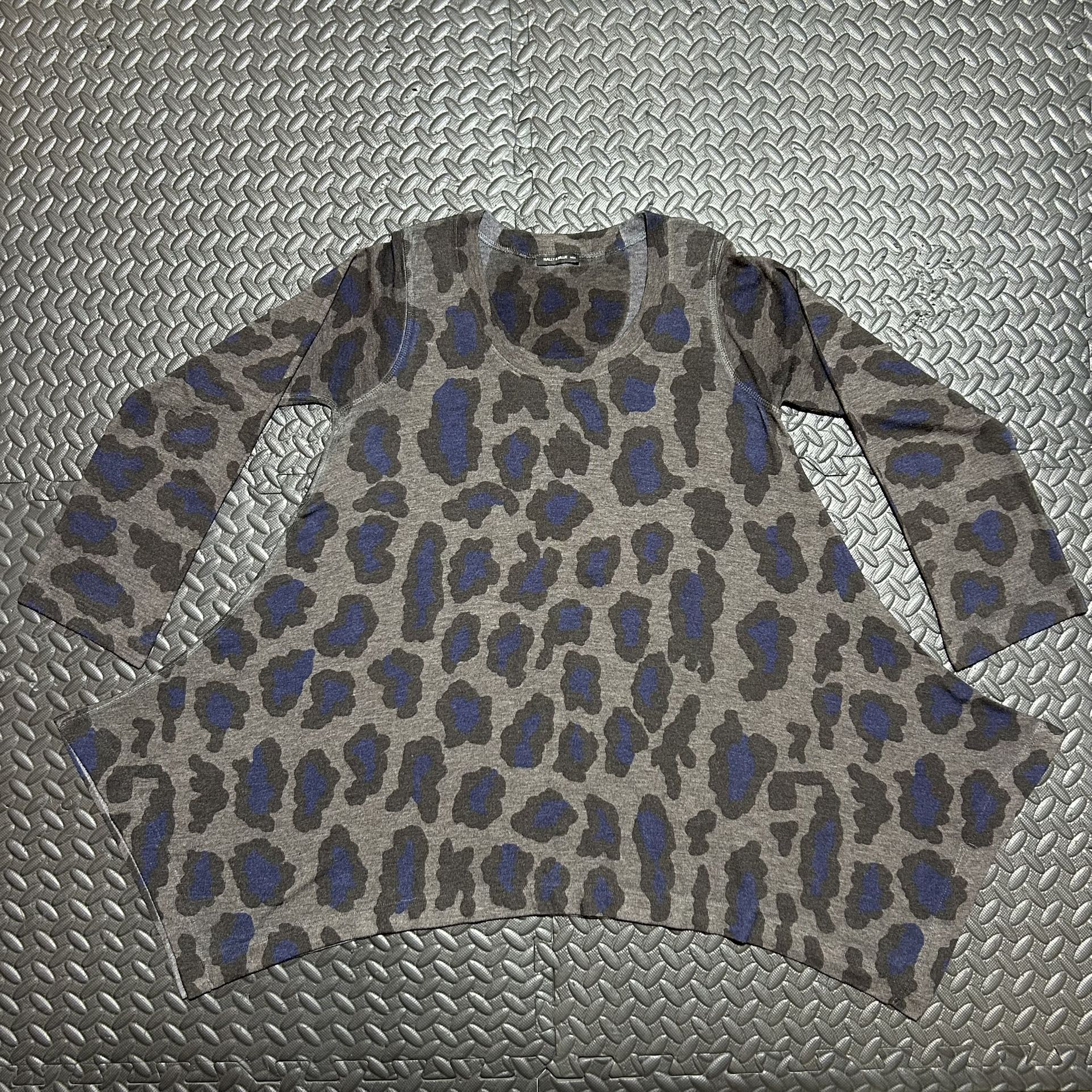 Nally and Millie Sweater Tunic Top Leopard Print Asymmetrical USA Women's Medium