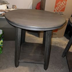 Living Room Tables/ Coffee Tables