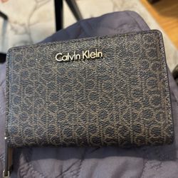 Calvin Klein Women’s Wallet