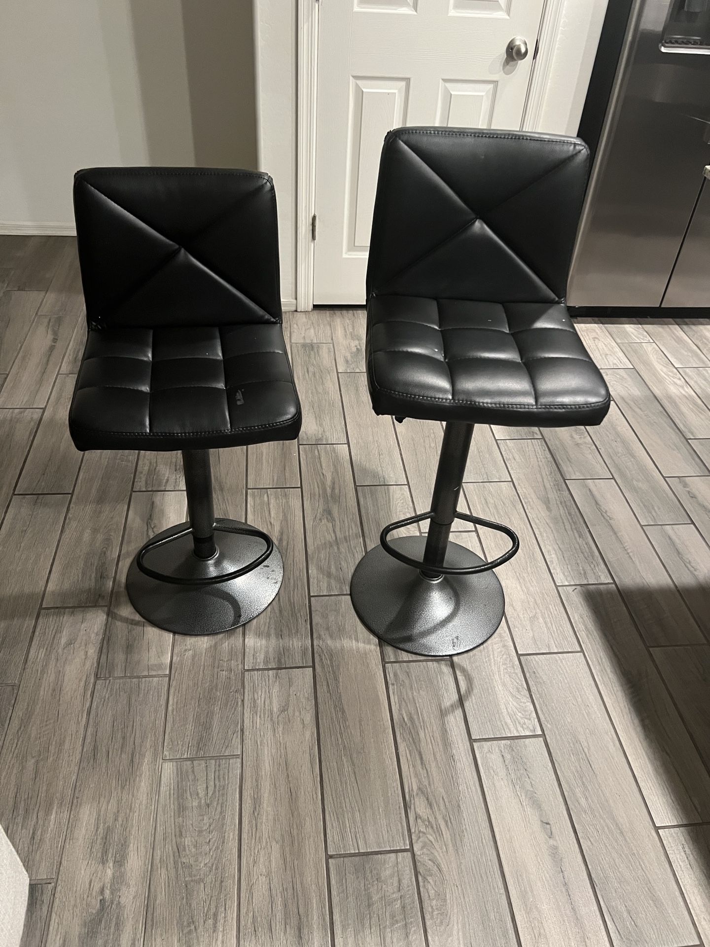 2 Set Of Bar Stool