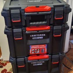 CRAFTSMAN TRADESTACK 22-in W x 33.6-in H x 18-in D Black Plastic Rolling Tool Box
