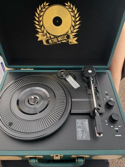 Suitcase wireless record player