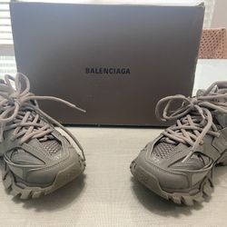 Balenciaga Triple S Grey
