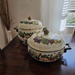 VIntage Tabletops Unlimited Kensington Garden enamelware pots