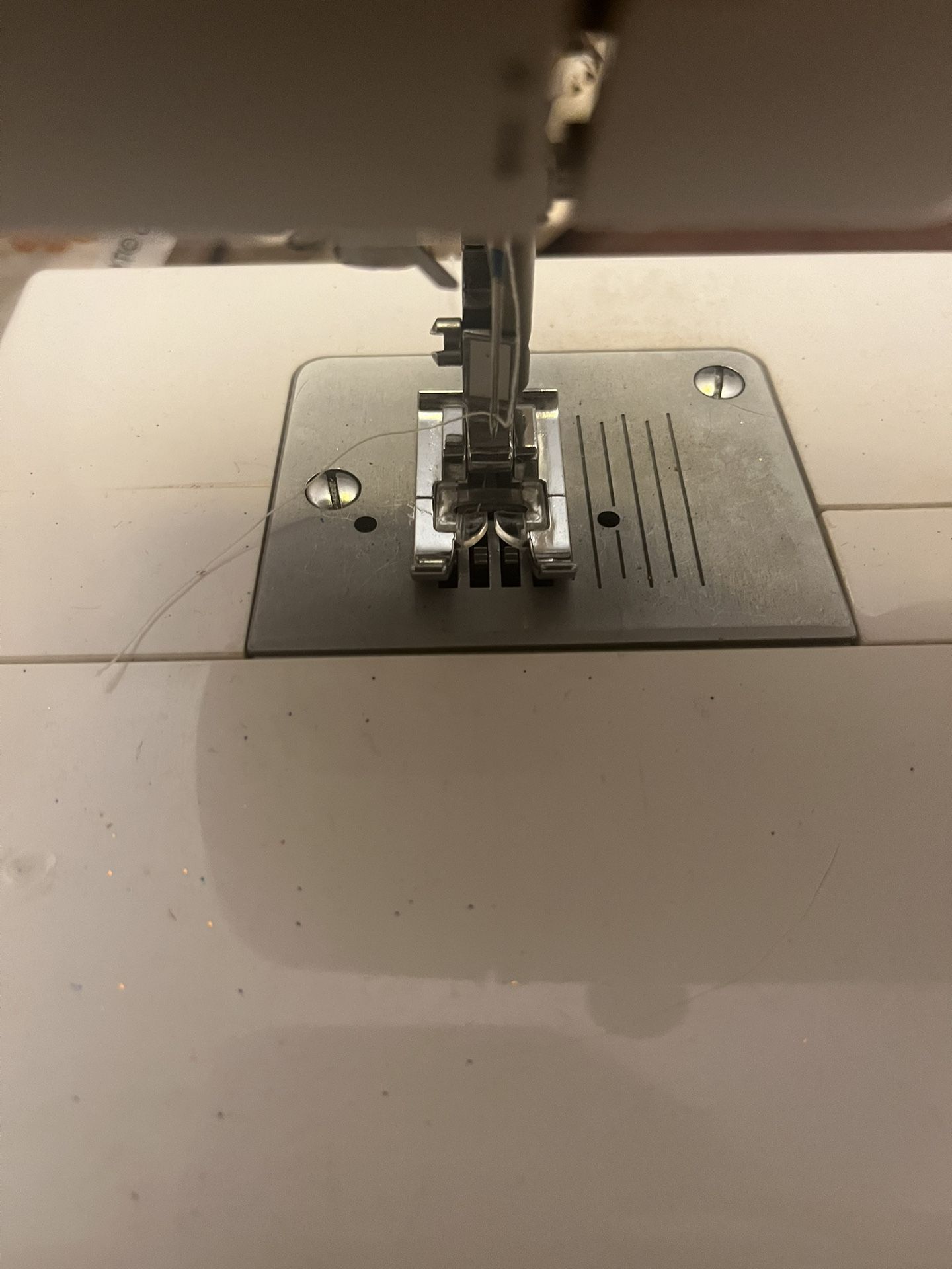 Singer Simple 2263 Sewing Machine for Sale in Huntington Beach, CA