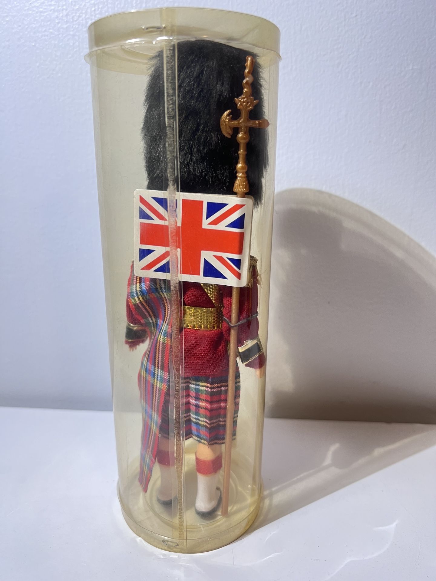 Vintage BRITISH SCOTS FLAG OFFICER, SOUVENIR CLOTH FIGURE DOLL