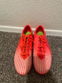 Kids soccer cleats
