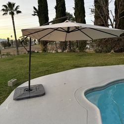 Patio/Outdoor Umbrella 