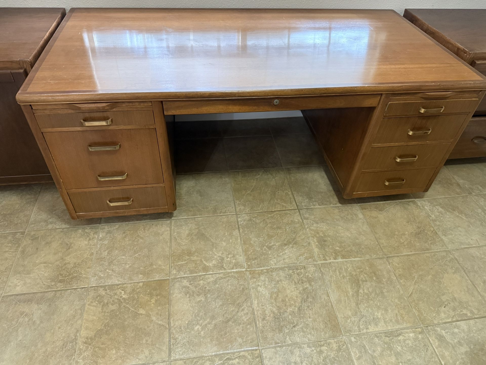 Office Cabinets/desks