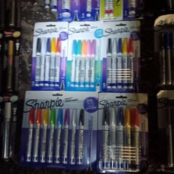 Sharpie Paint Marker Set Variety Bundle