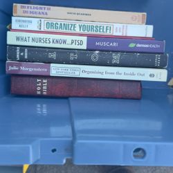 Assorted books 