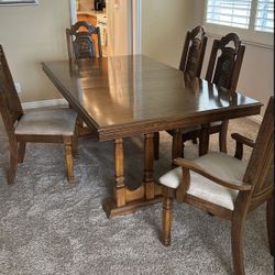 Dining Room Table{ Formal }