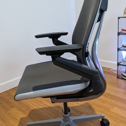Steelcase Gesture Chair (Fully loaded)