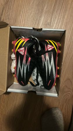 Cleets Kids Size 9.5