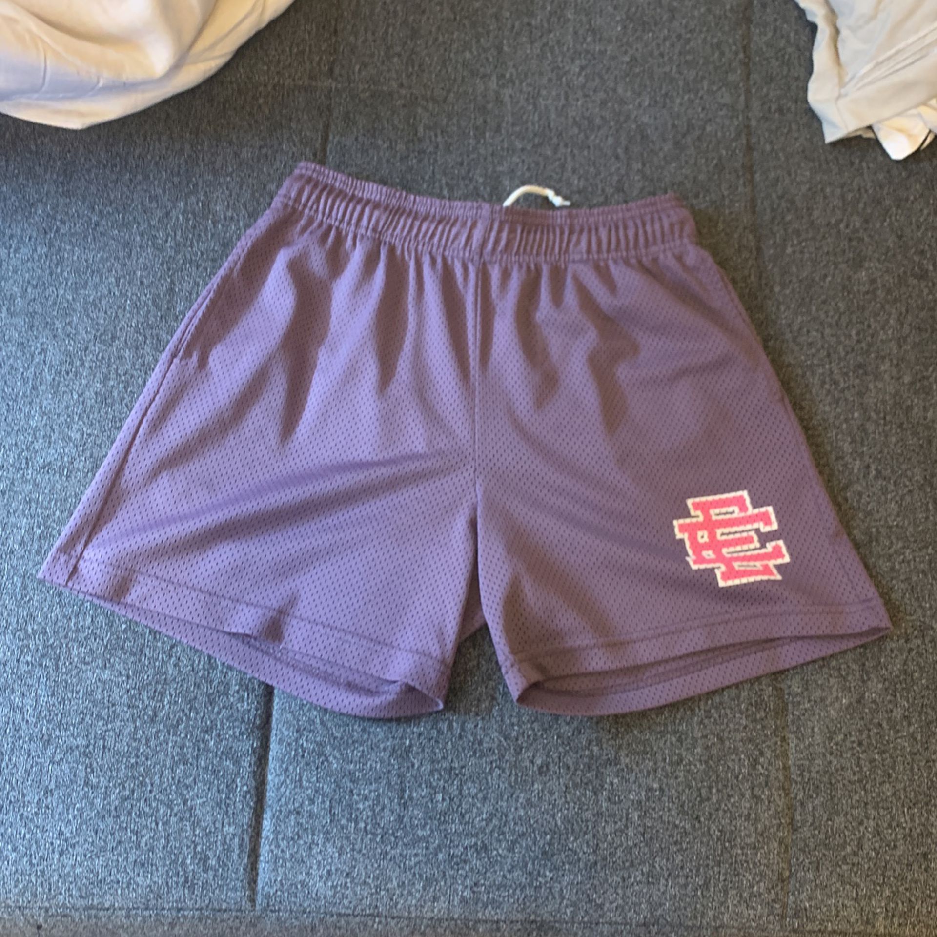 Ee Shorts for Sale in The Bronx, NY - OfferUp