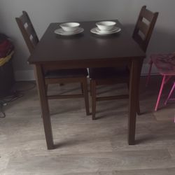 Dining Table Set