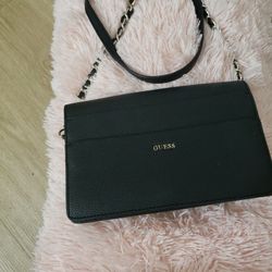 Guess 👛 Purse