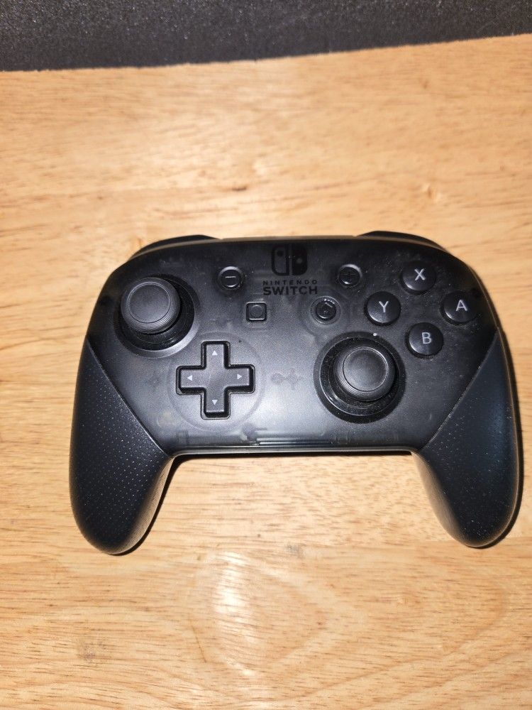 Switch PRO Controller 