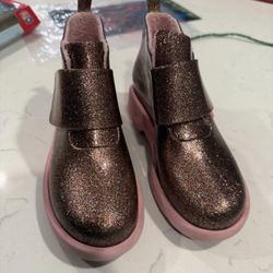 Mini Melissa boots size 2y