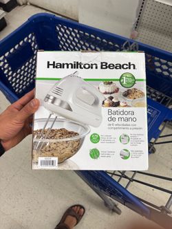 Hamilton Beach, 275W, 6 velocidades.