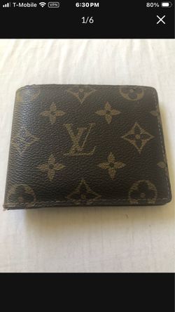 Louis Vuitton Bifold Wallet in Like New  Condition