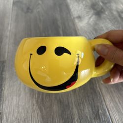 Smiling Face Coffee Mug