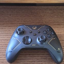 Halo Infinite 20th Anniversary Controller - VG Condition - 