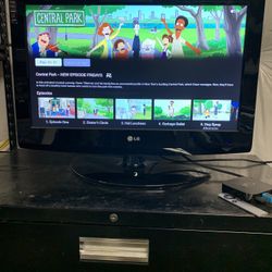 LG 26LG30-UA 26 LCD Monitor HDTV 720p | 60Hz | Resolution: 1366 x 768