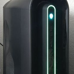 Alienware Aurora R10 Ryzen Edition w/ Monitor,Keyboard And Mouse Complete