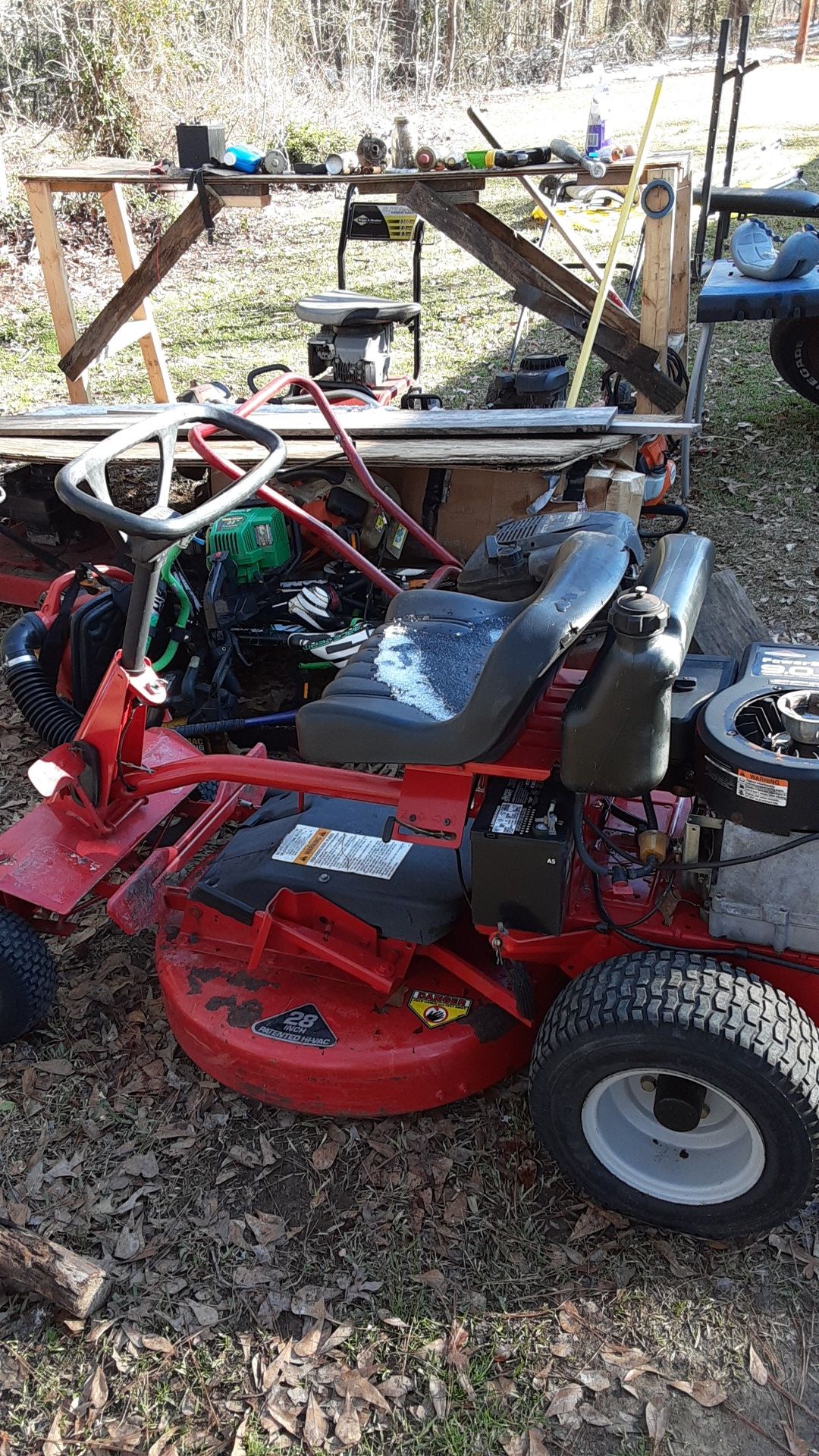 Snapper riding mower 28inch deck 9.0 hp power built briggs n Stratton