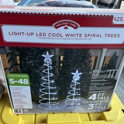 Christmas Tree Decorations 