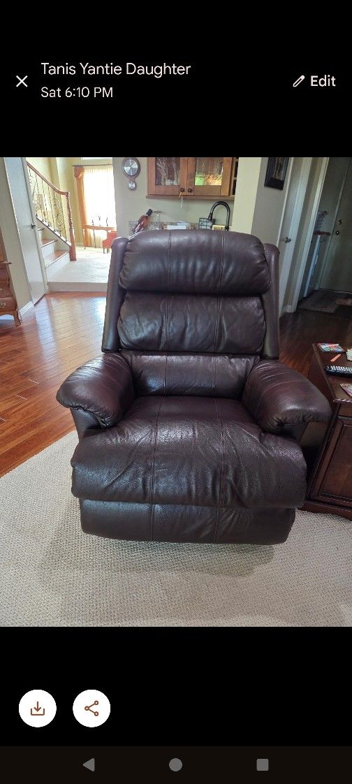 Leather Recliner Chair In Good Condition