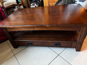 Traditional Cofee table