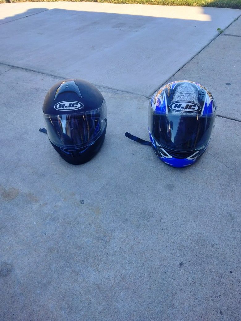2  Medium Motorcycle Helmets