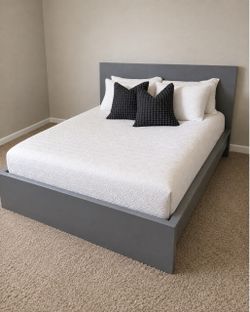 Gray Queen Bed Frame and Mattress