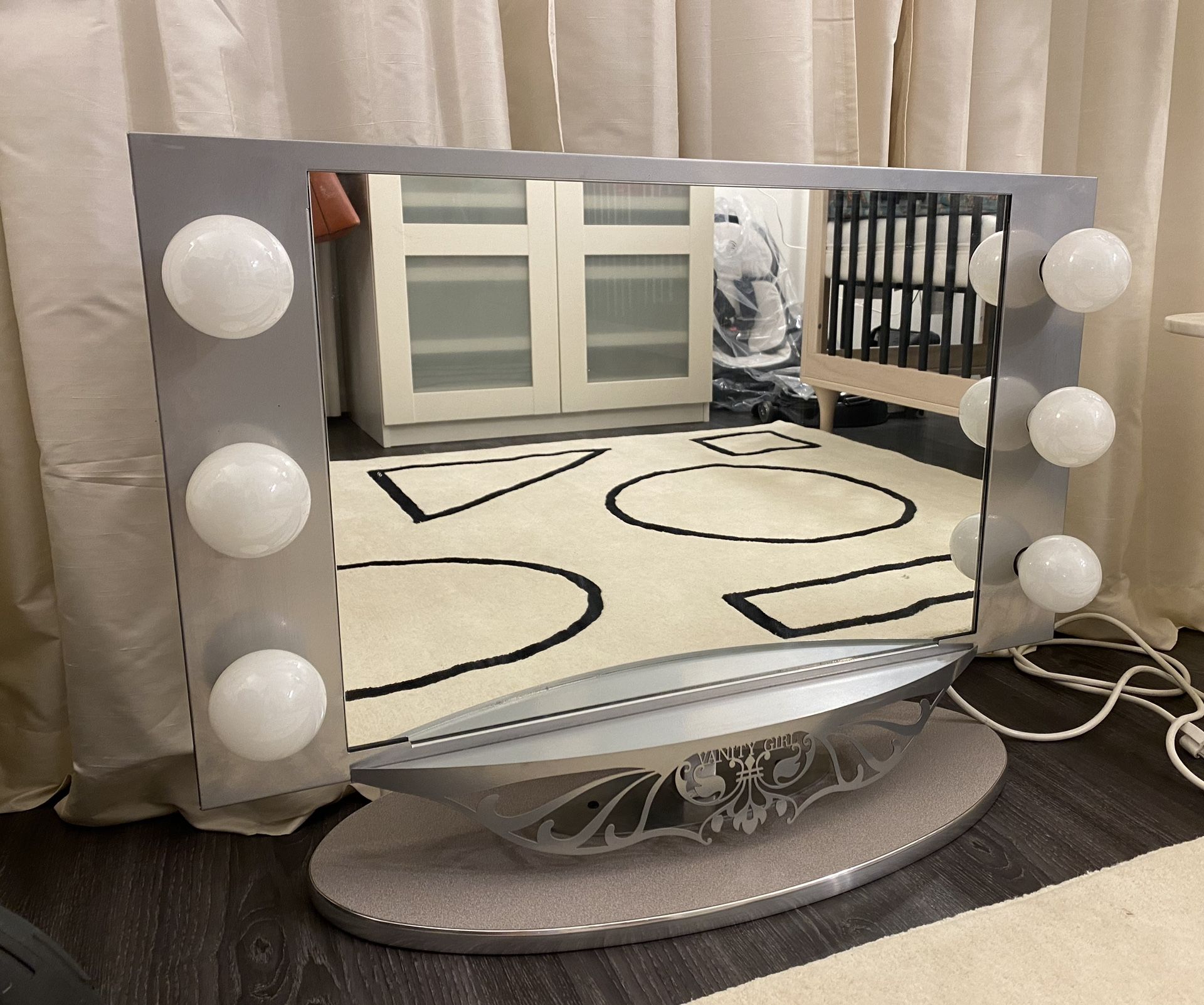 Vanity Mirror-Tabletop