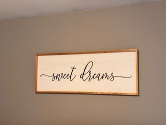 Sweet dreams sign for above bed