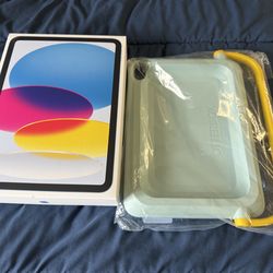 New iPad  sealed box  blue  and kids otter box case