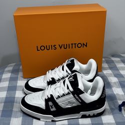 Louis Vuitton Trainer LV Panda Black monogram sneakers