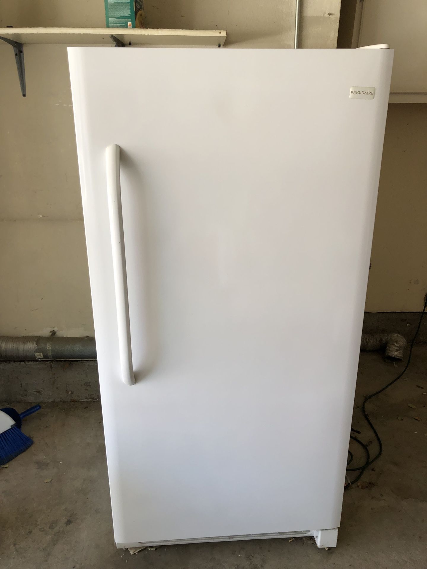 Upright Freezer 