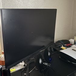gaming monitor 