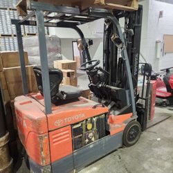 Used Forklift 