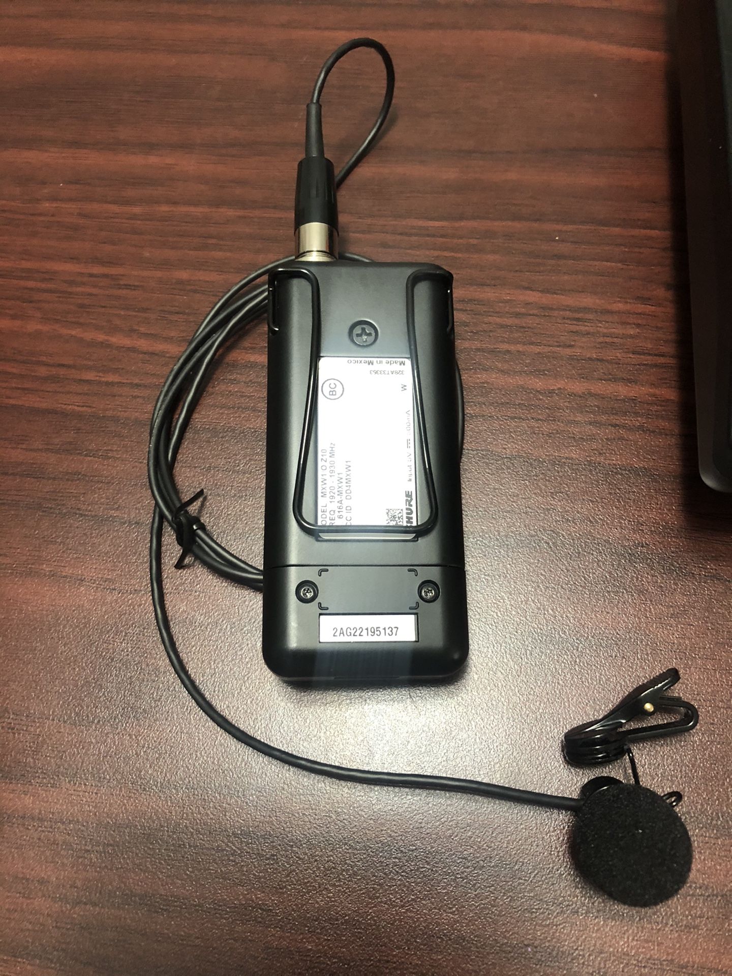 Shure Microflex Wireless Microphone System Set 600 OBO for Sale in Houston, TX OfferUp