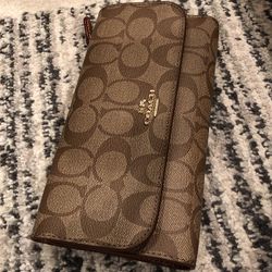 Coach Trifold Wallet 