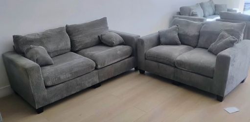 New gray corduroy couch and love seat set / free delivery
