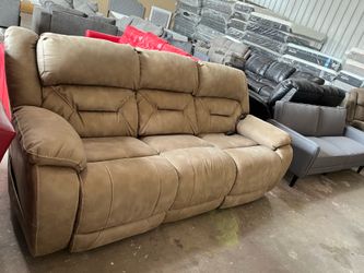 Power recliner sofa